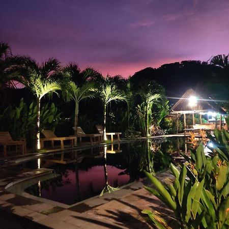 Palm Green Hotel Kuta  Екстериор снимка
