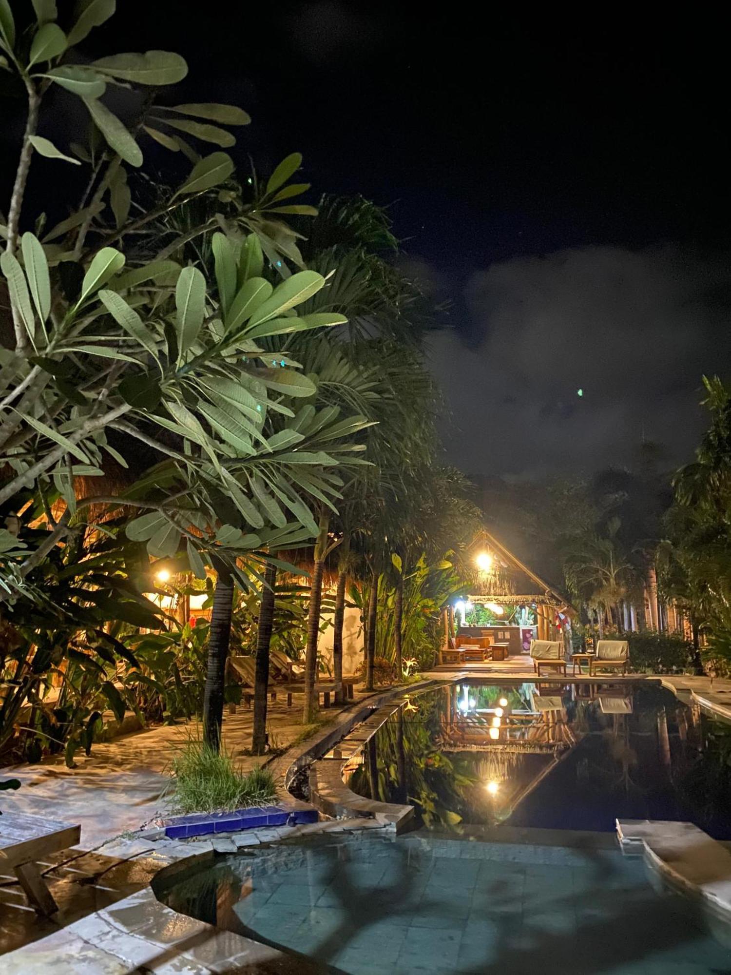 Palm Green Hotel Kuta  Екстериор снимка